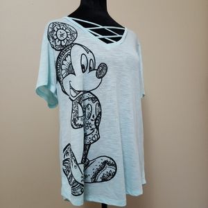 Disney Women's Size Large Mickey Mouse T-Shirt